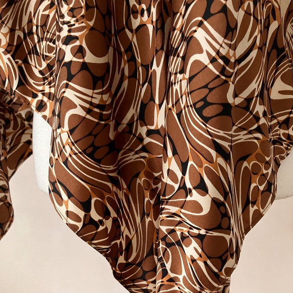 SILK HOLT RENFREW TOP - Picture 13 of 16